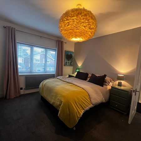Warm And Cosy City Centre Home Near Train Station Chichester Exterior photo